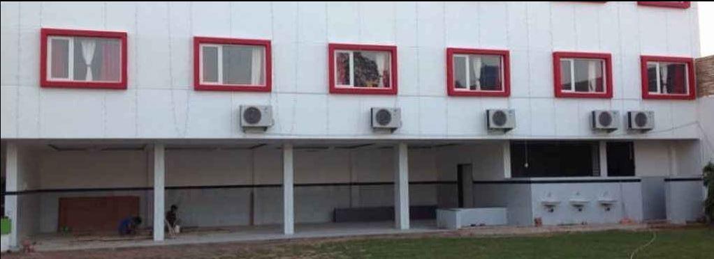 Hotel Shri Vardhan Ujjain Exterior foto